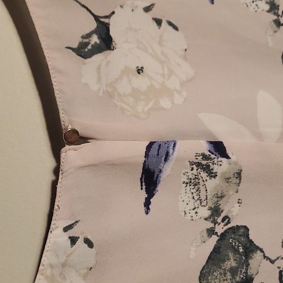 Dynamite Blouse - Picture 6 of 6